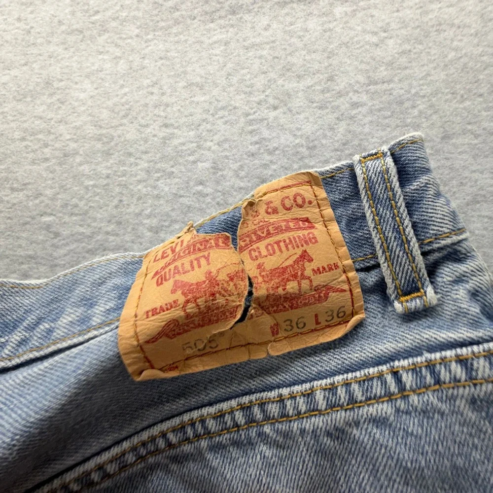 Levis 505 Regular Fit Jeans Mens 36x36 Light‎ Wash Blue Denim Straight Leg